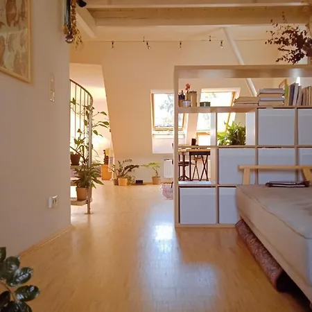 Bright Loft With View Over Graz & Schlossberg